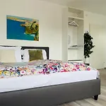 Apartment Khodai Graz