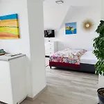 Khodai גראץ