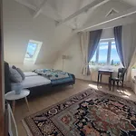 Apartment Khodai *
