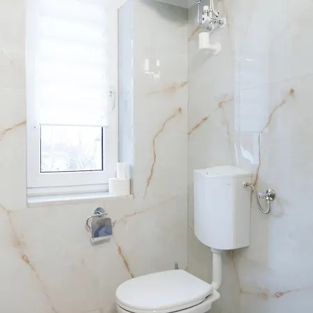 Apartman Khodai *