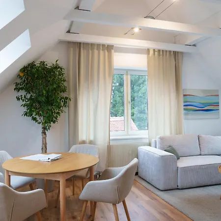 Khodai Apartman *