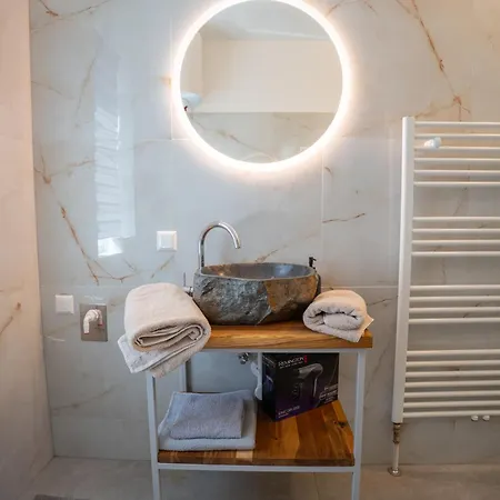 Khodai Apartman