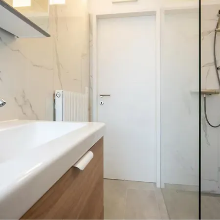 Khodai Apartman *
